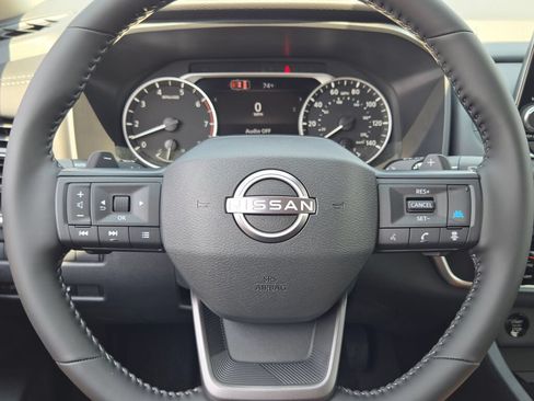 Used 2026 Nissan Rogue SV AWD/4WD image 35