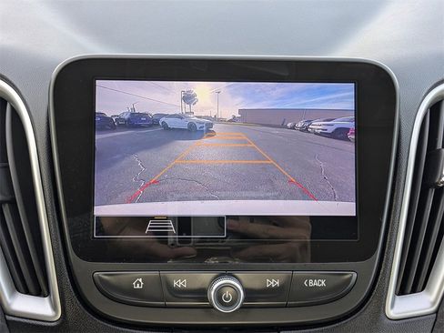 Used 2024 Chevrolet Malibu LT image 31