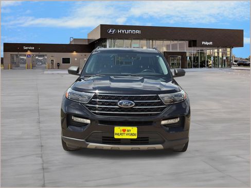 Used 2021 Ford Explorer XLT w/ Equipment Group 202A RWD image 6