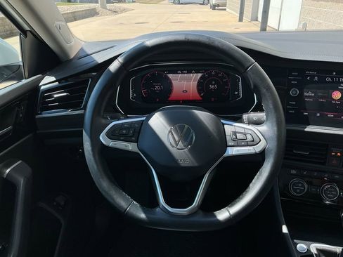 Used 2024 Volkswagen Jetta SEL image 11