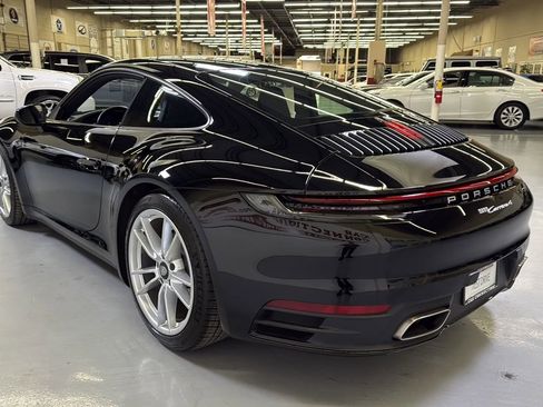 Used 2022 Porsche 911 Carrera 4 image 9
