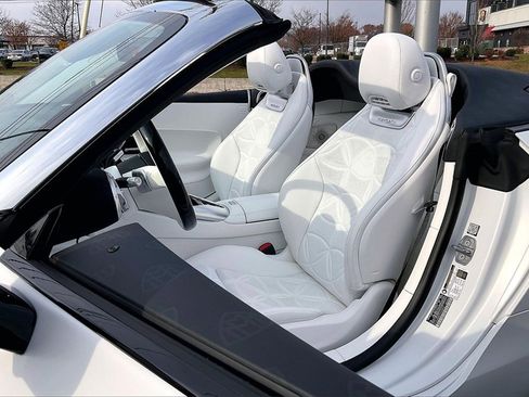 New 2026 Mercedes-Benz Maybach SL 680 image 8