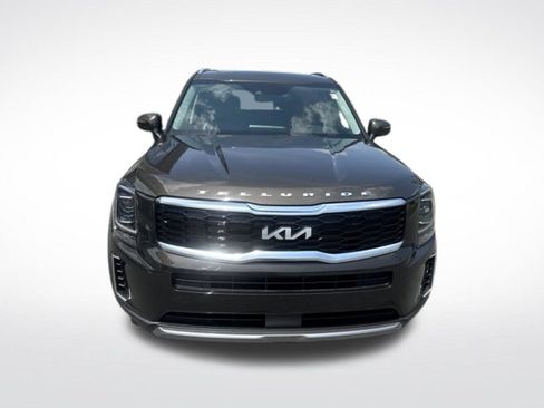 Used 2022 Kia Telluride S AWD/4WD image 3