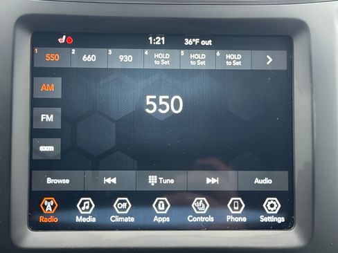 Used 2022 Jeep Cherokee Latitude Lux AWD/4WD image 16