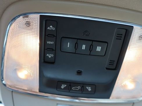 Used 2014 Jeep Grand Cherokee Limited AWD/4WD image 30