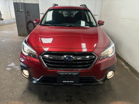 Used 2018 Subaru Outback 2.5i Premium AWD/4WD image 5
