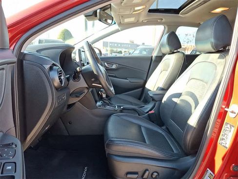 Used 2021 Hyundai Kona Limited w/ Cargo Package image 13