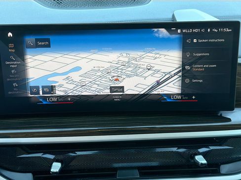 Used 2023 BMW X7 xDrive40i image 33