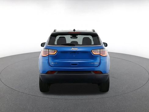 Used 2025 Jeep Compass Limited AWD/4WD image 15