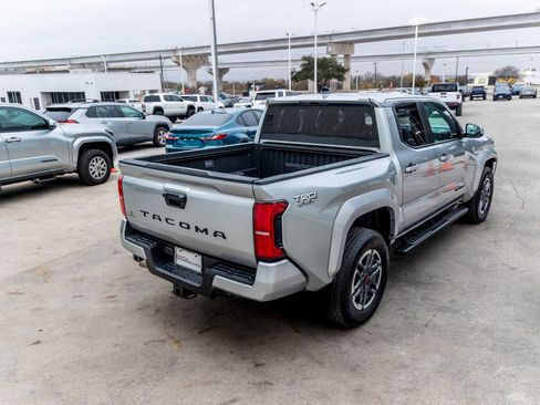 Used 2024 Toyota Tacoma TRD Sport image 7