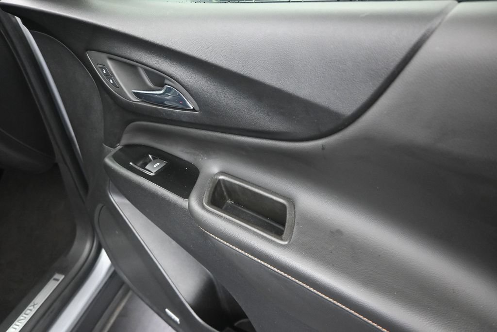 Used 2023 Chevrolet Equinox Premier FWD image 23