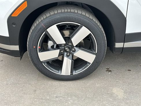 New 2026 Hyundai Santa Fe Limited image 3