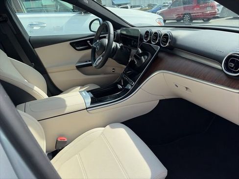 Used 2025 Mercedes-Benz C 300 Sedan image 13