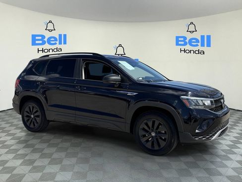 Used 2022 Volkswagen Taos S FWD image 6