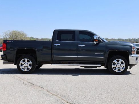 Used 2017 Chevrolet Silverado 2500 LTZ w/ Duramax Plus Package image 7