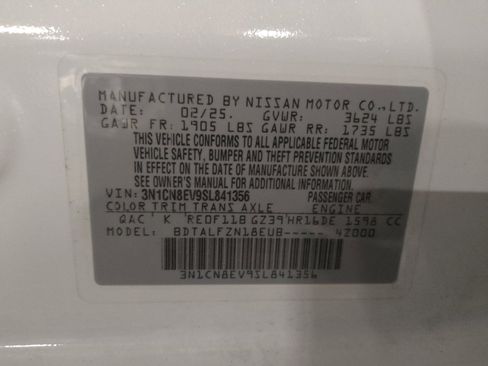Used 2025 Nissan Versa SV FWD image 33