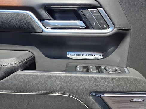 New 2026 GMC Sierra 1500 Denali AWD/4WD image 10