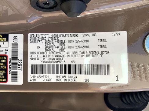 Used 2025 Toyota Sequoia TRD Pro AWD/4WD image 31