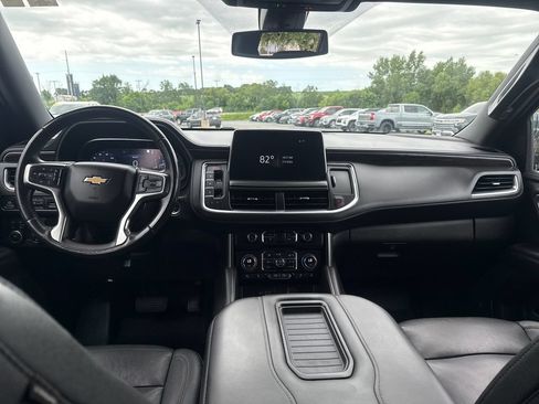 Certified 2022 Chevrolet Suburban LT AWD/4WD image 11