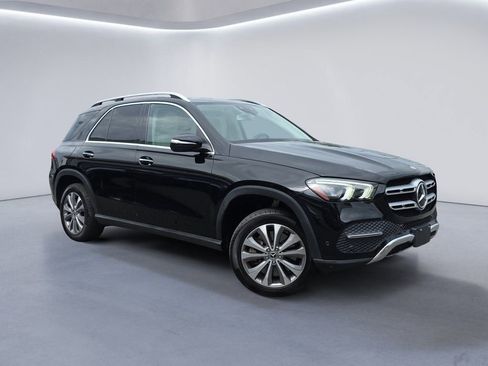 Used 2020 Mercedes-Benz GLE 450 GLE450 4MATIC image 2
