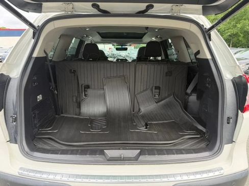 Used 2020 Subaru Ascent Limited w/ Technology Package AWD/4WD image 13