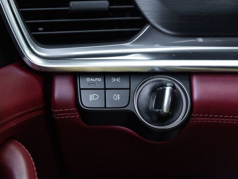 Certified 2022 Porsche Panamera Turbo S AWD/4WD image 17