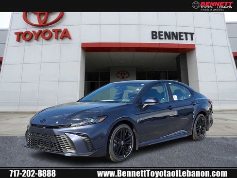 New 2026 Toyota Camry SE FWD image 1
