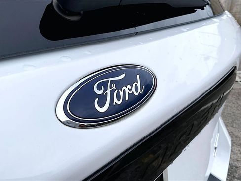 Used 2023 Ford Explorer ST w/ Equipment Group 401A AWD/4WD image 34