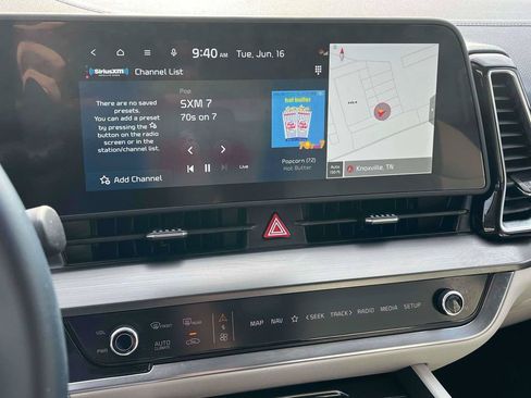 Certified 2025 Kia Sportage EX AWD/4WD image 23