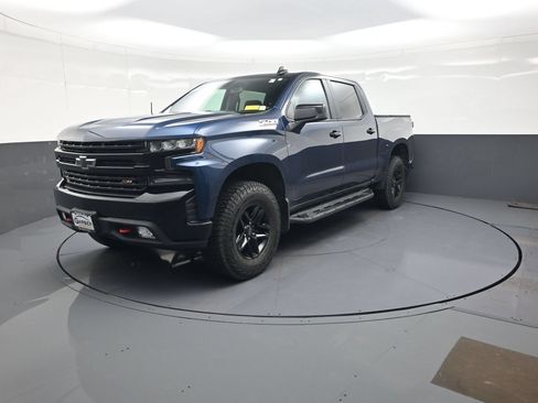 Used 2020 Chevrolet Silverado 1500 LT Trail Boss AWD/4WD image 7
