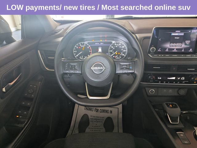Used 2023 Nissan Rogue SV FWD image 16