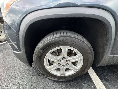 Used 2019 GMC Acadia SLE image 10