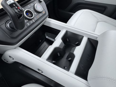 New 2026 Land Rover Defender 110 S AWD/4WD image 23
