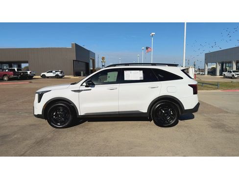 Used 2024 Kia Sorento SX Prestige w/ Olive Brown Leather Package image 5