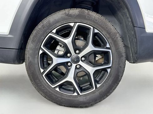Used 2025 Jeep Compass Limited AWD/4WD image 30