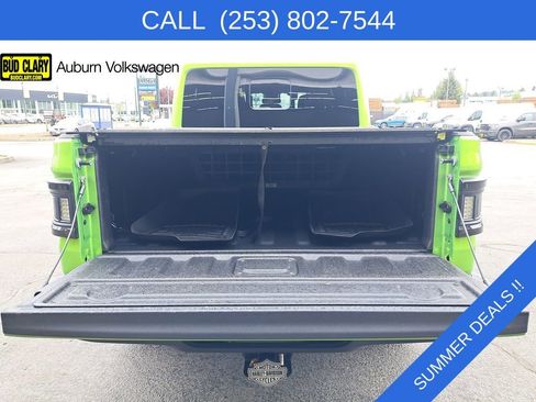 Used 2025 Jeep Gladiator Sport AWD/4WD image 29
