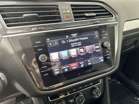Used 2024 Volkswagen Tiguan Wolfsburg Edition image 20