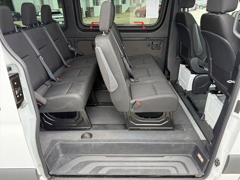 Used 2025 Mercedes-Benz Sprinter 2500 image 16