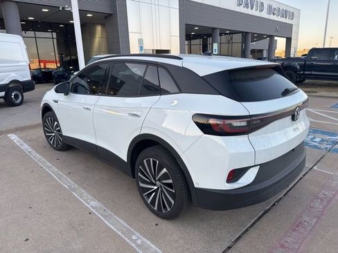 Used 2025 Volkswagen ID.4 Pro image 5