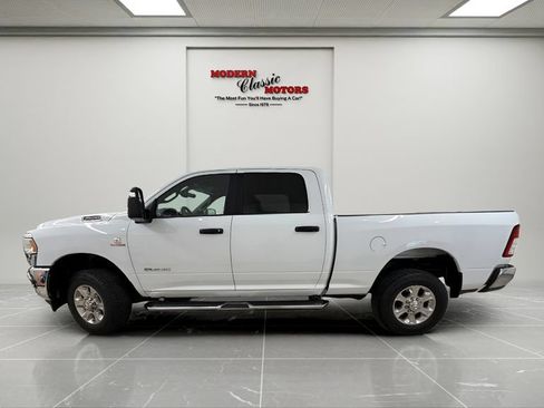 Used 2024 RAM 2500 Big Horn AWD/4WD image 2
