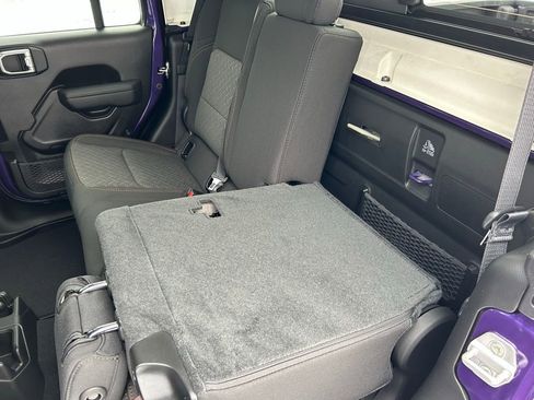 New 2026 Jeep Gladiator Mojave image 14