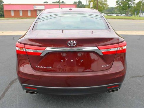 Used 2015 Toyota Avalon XLE FWD image 7