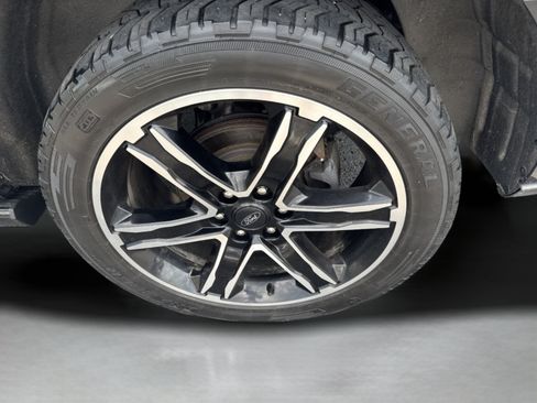 Used 2021 Ford Expedition Limited AWD/4WD image 17