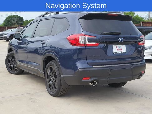 Used 2025 Subaru Ascent Bronze Edition AWD/4WD image 3