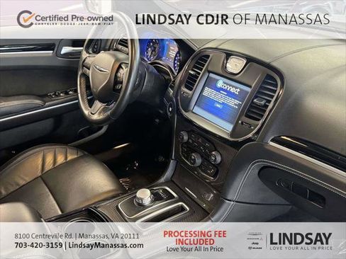 Certified 2023 Chrysler 300 C RWD image 10