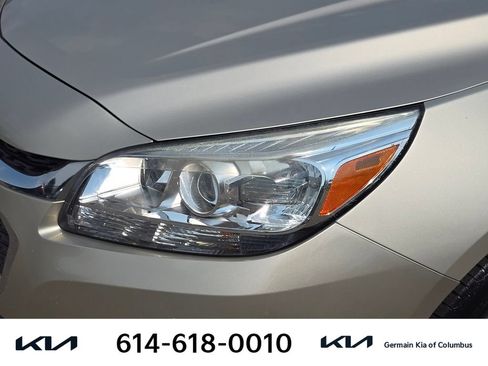 Used 2016 Chevrolet Malibu LT FWD image 15