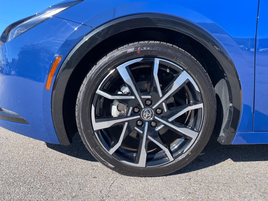 Certified 2024 Toyota Prius Prime FWD image 9