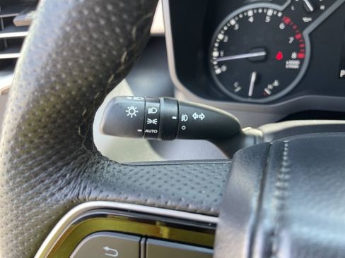 Used 2022 Toyota Tundra Limited AWD/4WD image 21