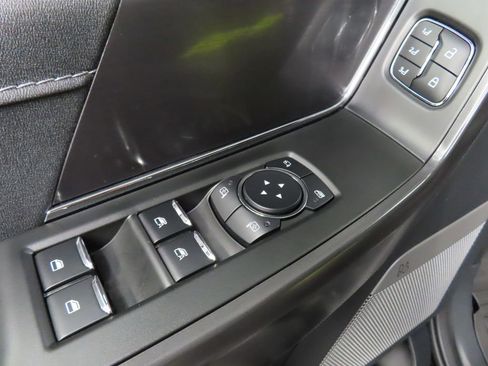 Used 2025 Ford F150 Lariat w/ Equipment Group 501A Mid image 73