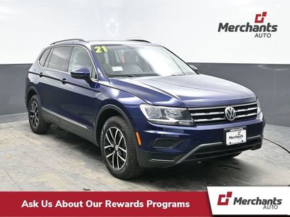 Used 2021 Volkswagen Tiguan SE w/ Panoramic Sunroof Package
